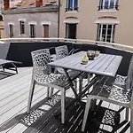 Charmant T3 Jaude + Terrasse Et Garage