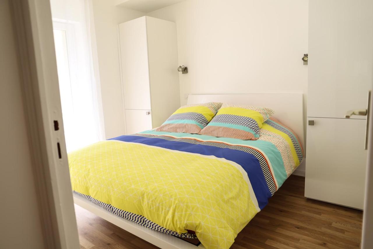 Apartment T3 Jaude + Terrasse Et Garage *