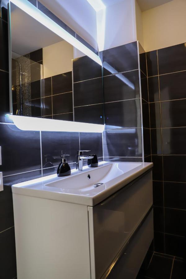 T3 Jaude + Terrasse Et Garage * Clermont-Ferrand